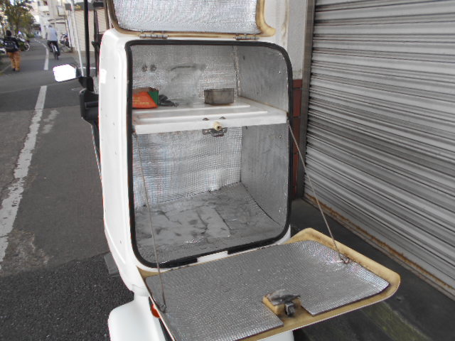 ジャイロキャノピー4st 2段BOX付ミニカー仕様